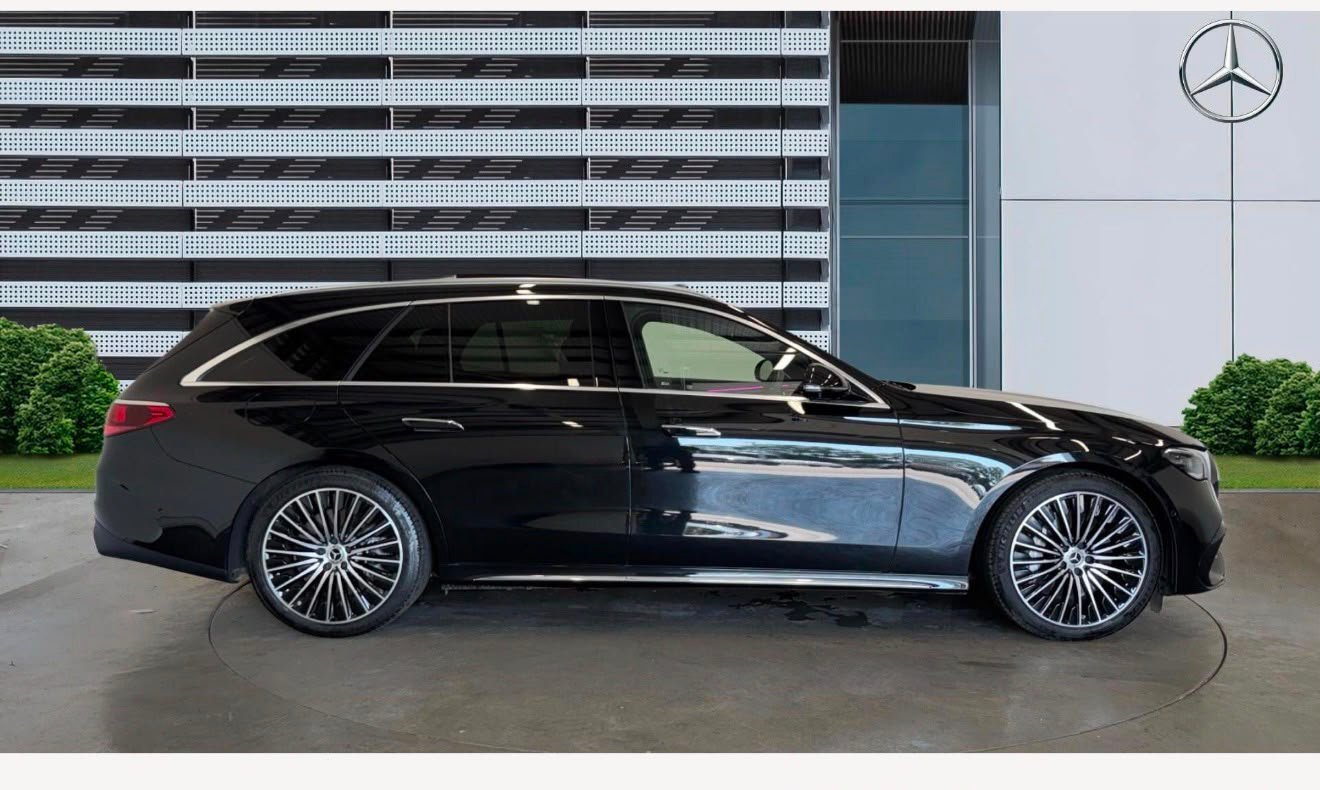 Mercedes E-Class Estate, part of the Auto Airport Executives Cars fleet